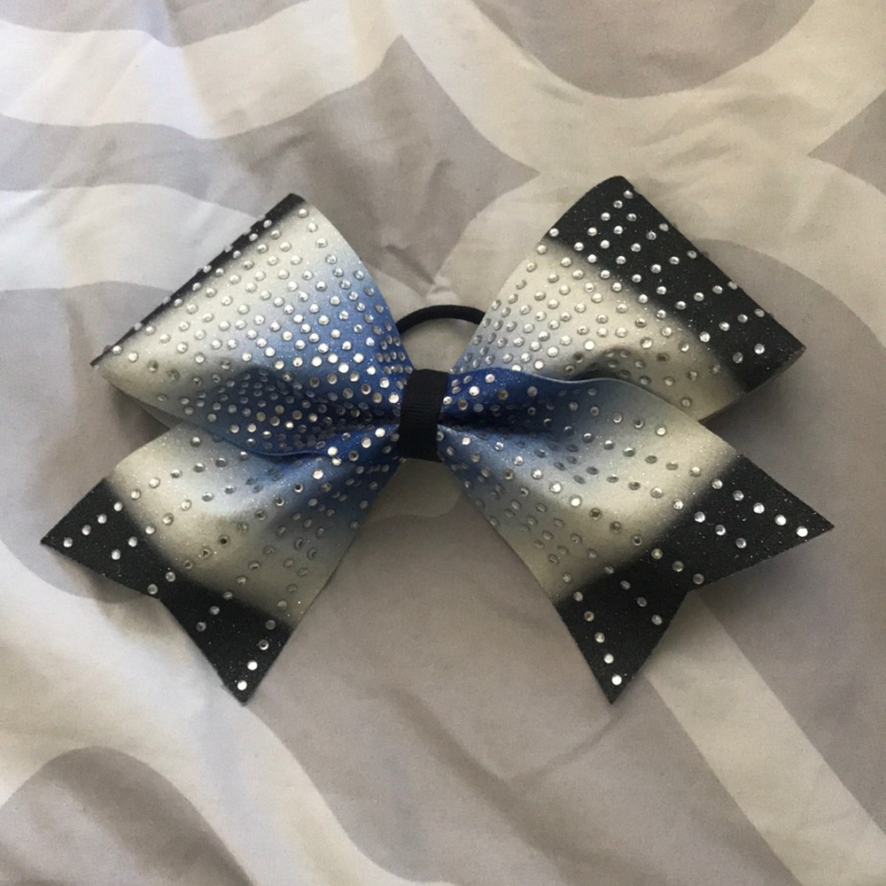 Cheerleading bow / hair bow
